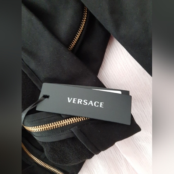 Authentic Gianni Versace Hoodie - Picture 5 of 15